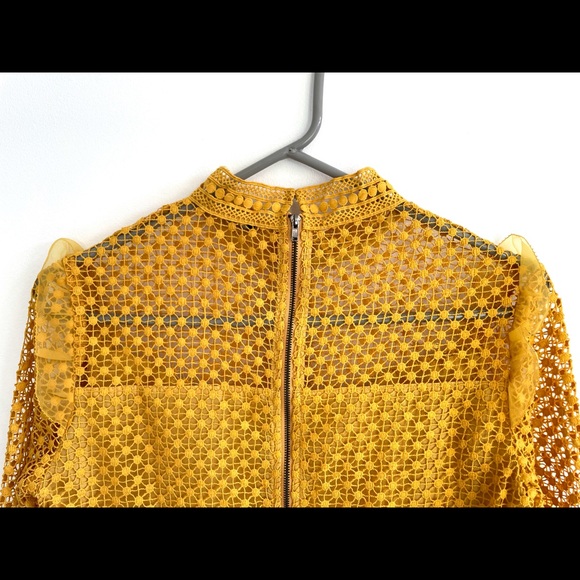INA NWOT Size S Open-Stitched Yellow Top - Picture 4 of 7